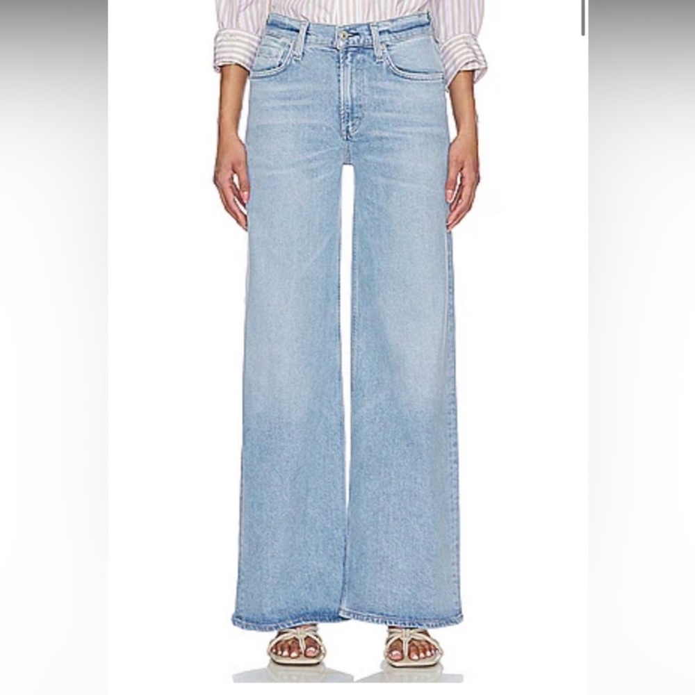 Citizens of Humanity Loli Mid Rise Baggy Jean in color Neroli